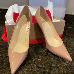 Christian Louboutin Decollette Beige Patent